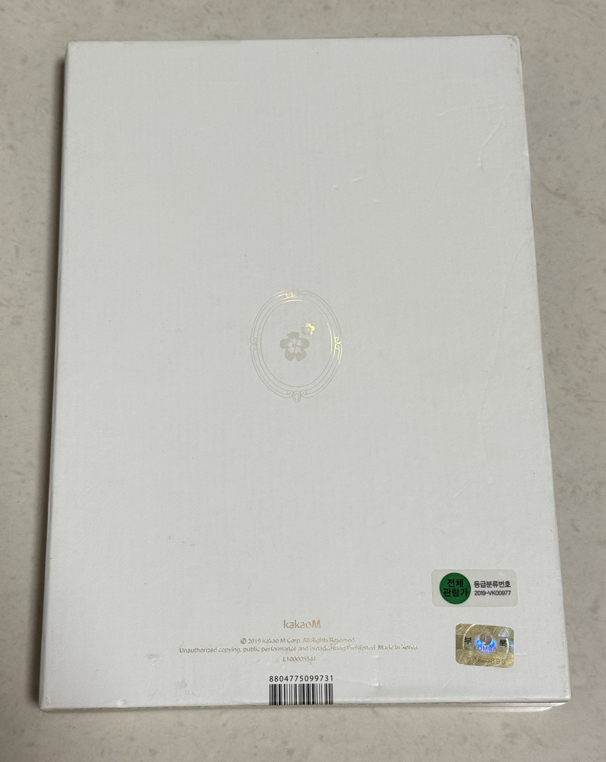 IU 10TH ANNIVERSARY TOUR CONCERT DLWLRMA.(Blu-ray+DVD) 十週年藍光
