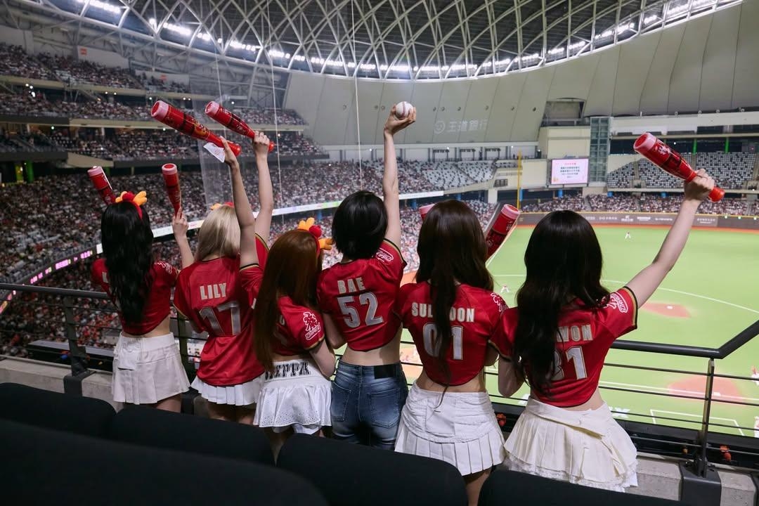 直井怜頰肉