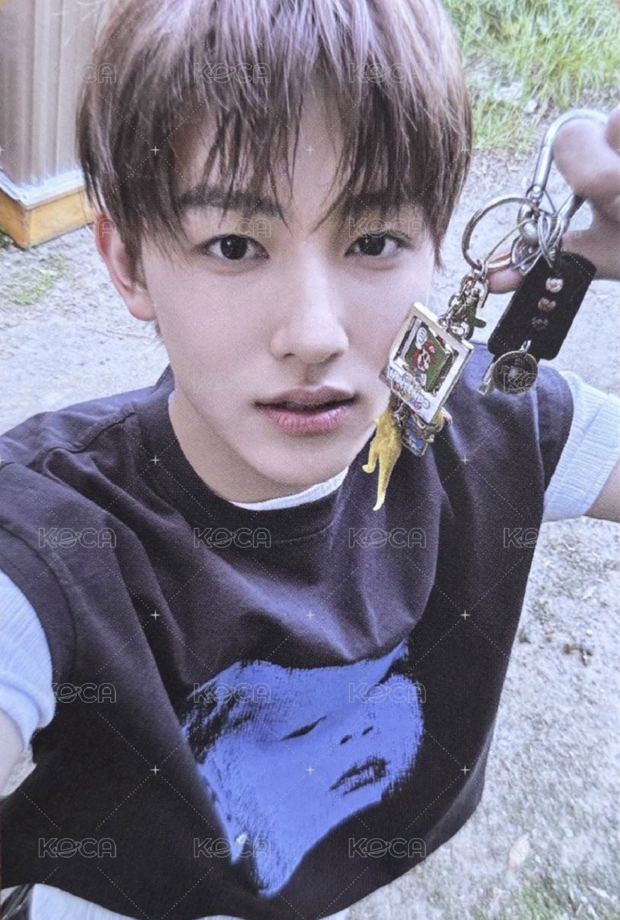 玹專卡三張一起出不拆