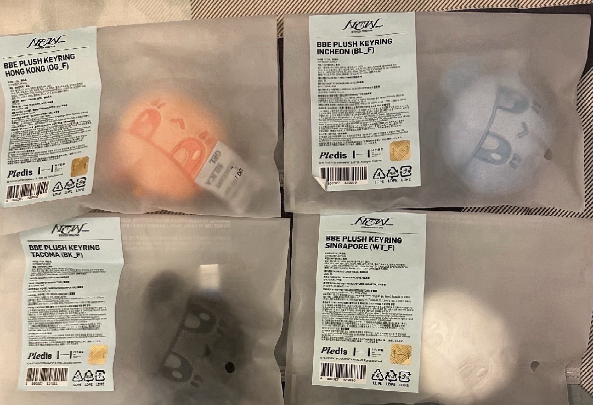 成員自製周邊-DOA+蹦蹦吊飾x4
