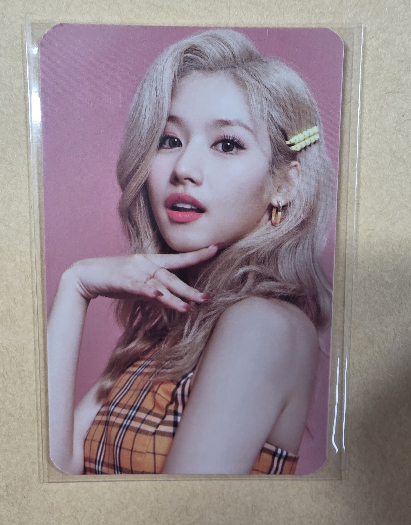 TWICE X Apieu 代言卡 
