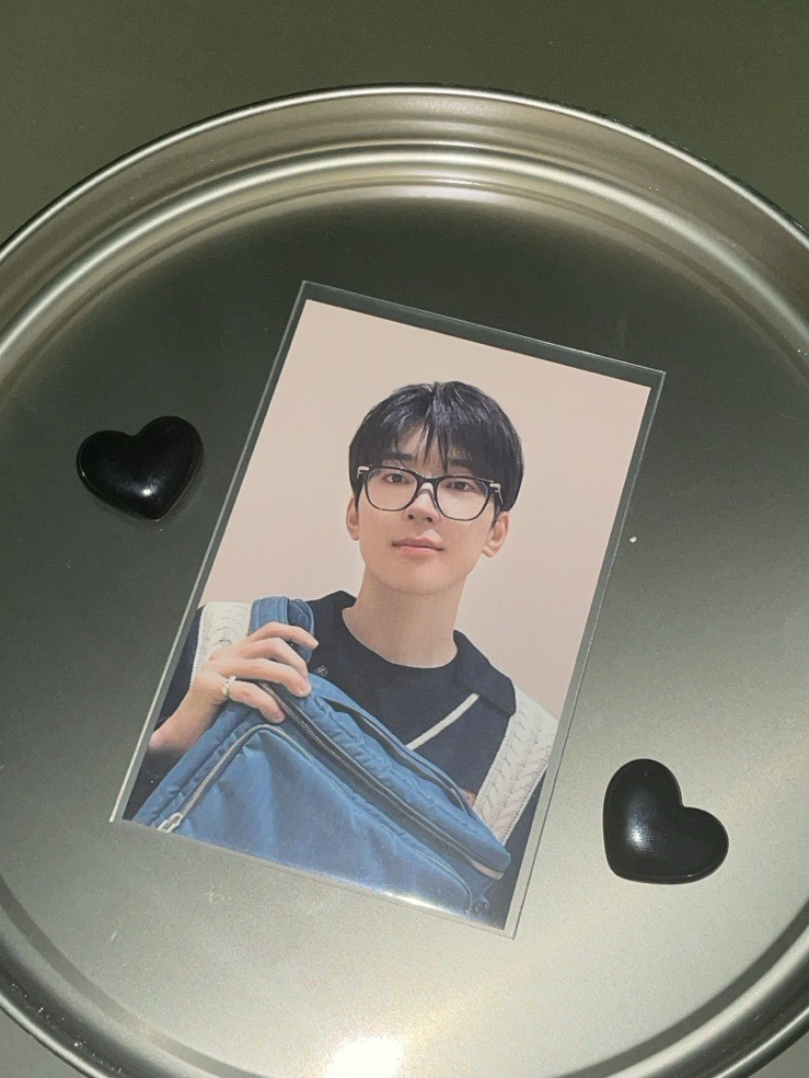 相機包圓佑