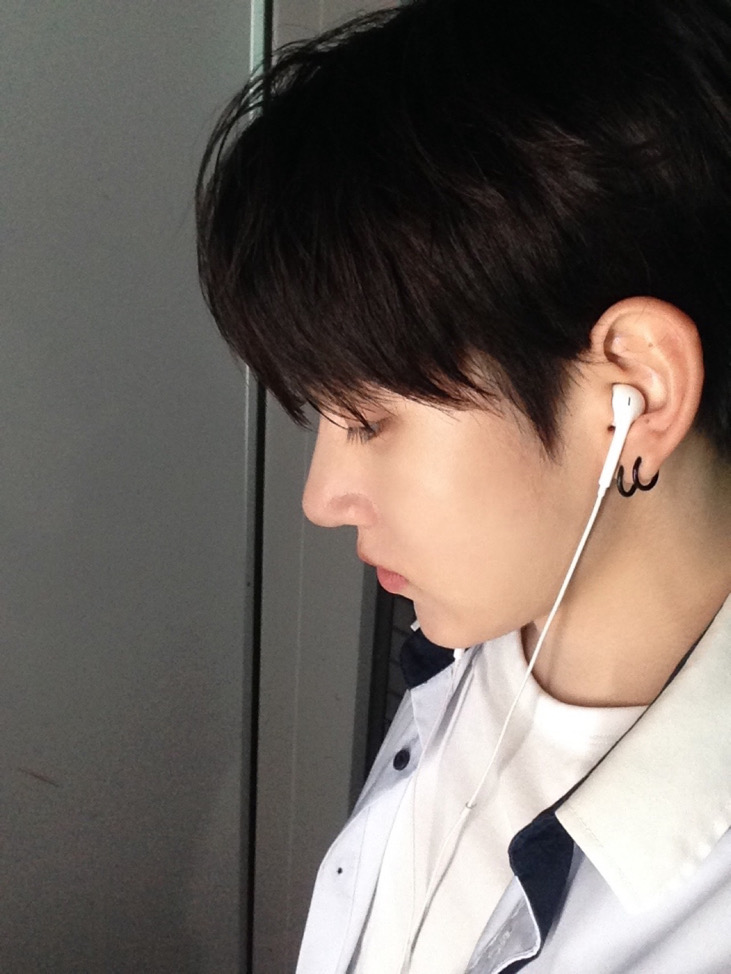 윤이