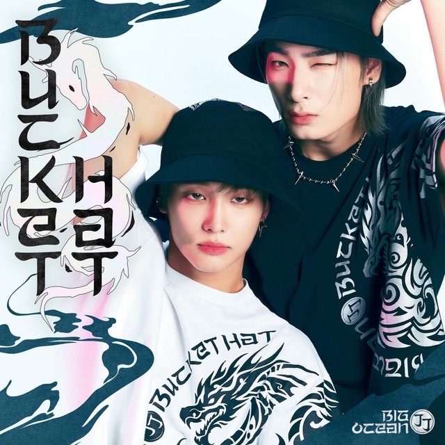 BUCKET HAT