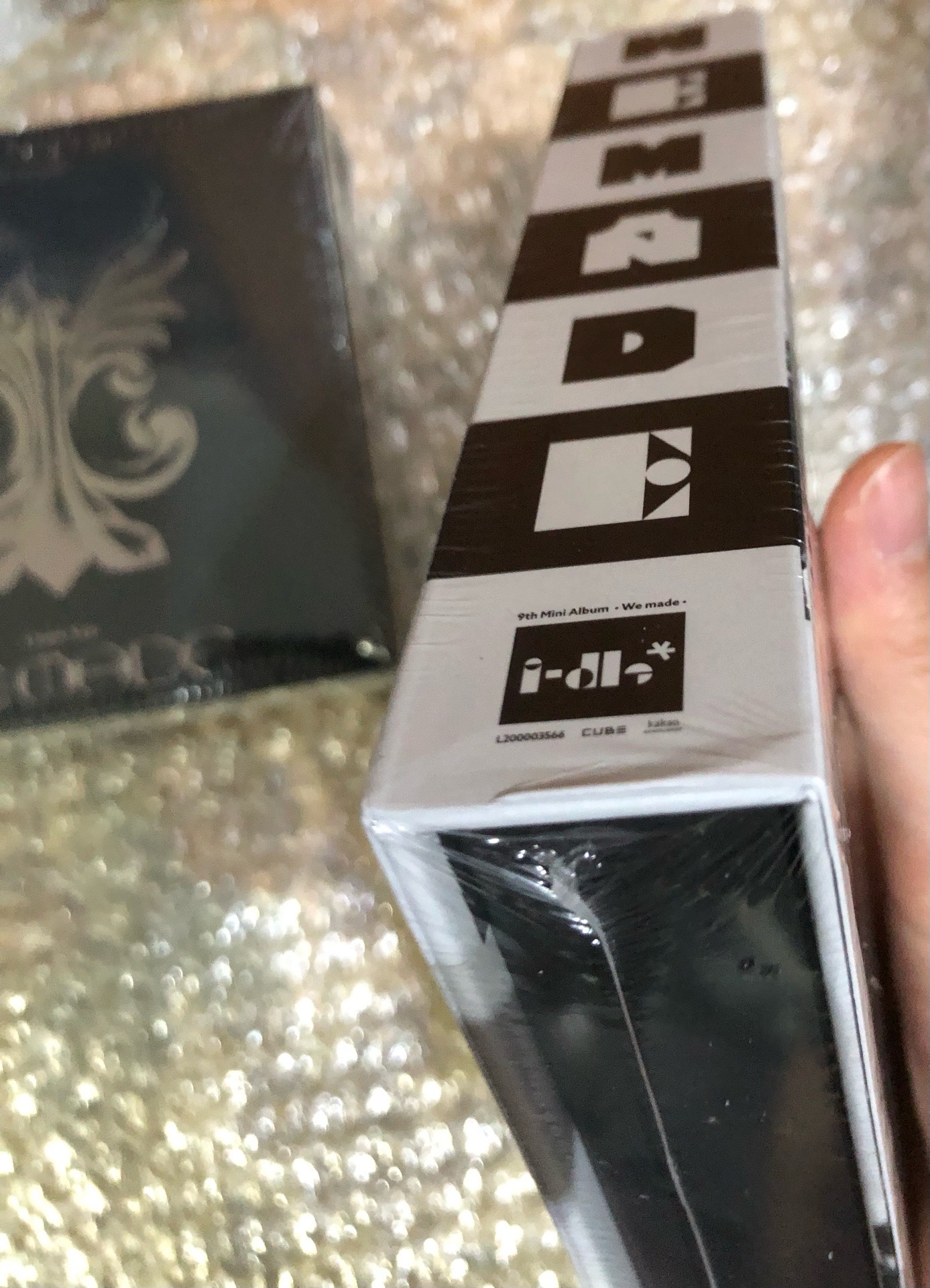 We made A+B版 專輯+小娟K4預售特典一套