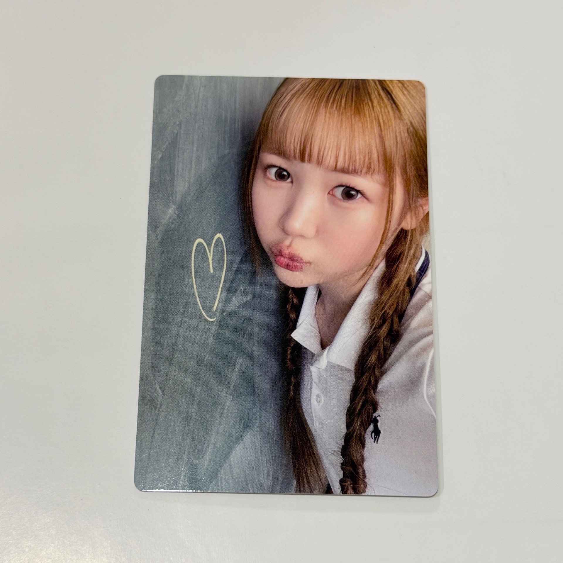 Hearts2hearts 奈延 Yeon 通常盤 專卡
