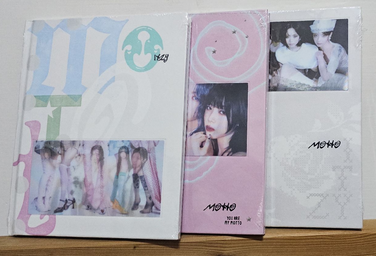 ITZY Motto 迷十二未拆專三版各一