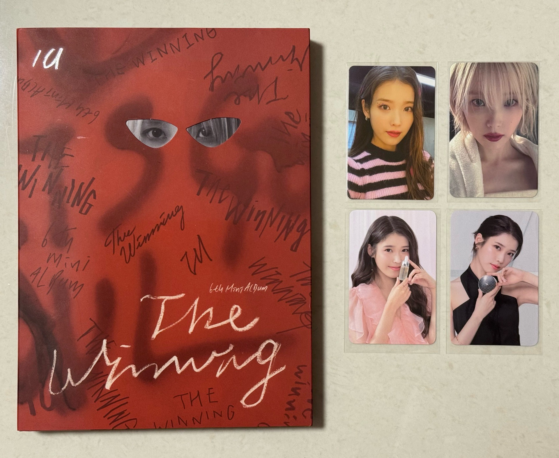 IU《THE WINNING》紅版專輯 I win ver.＋AM1.0＋CNP小卡兩張＋Celebrity鐵盒小卡一張