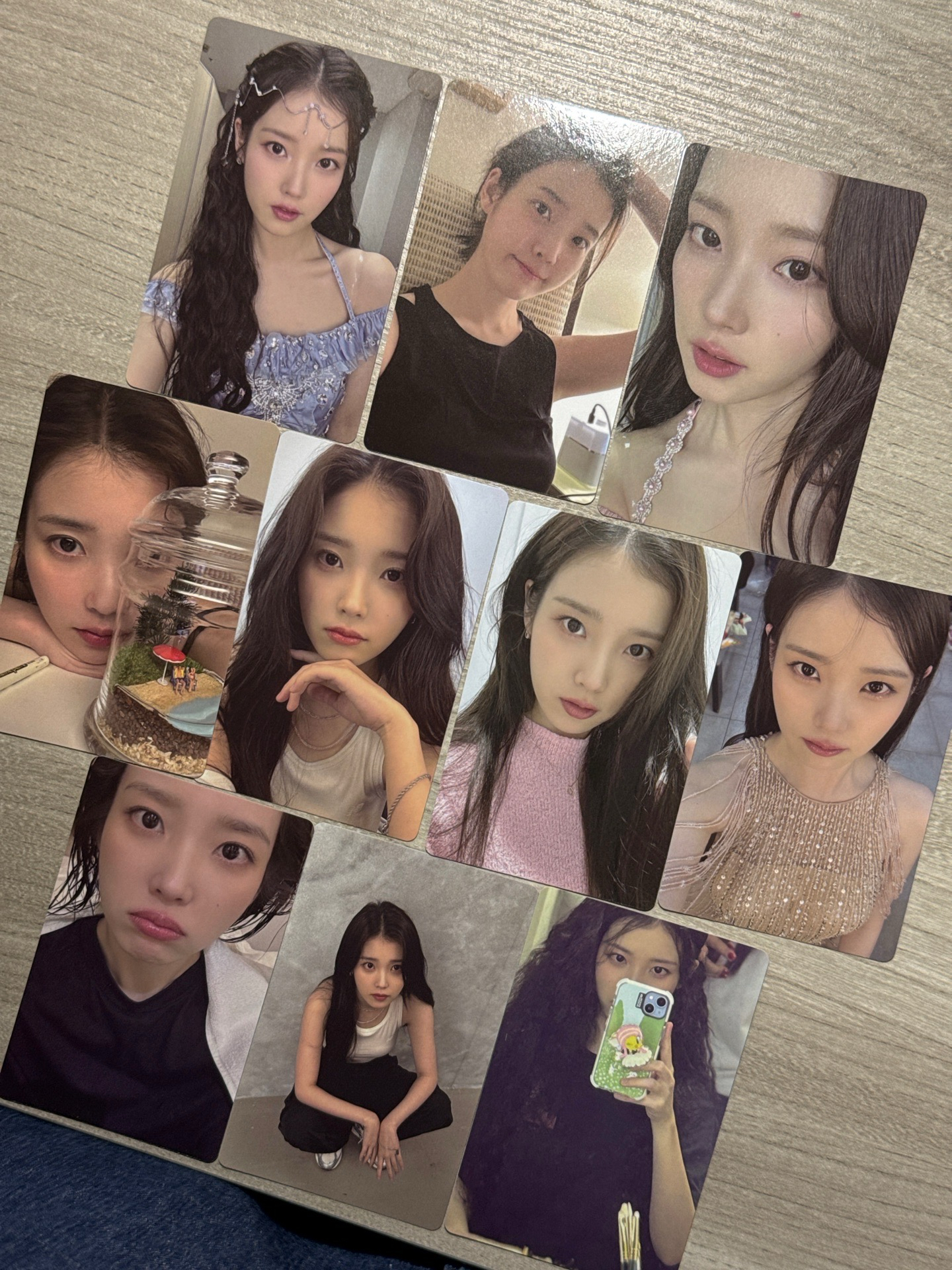 IU