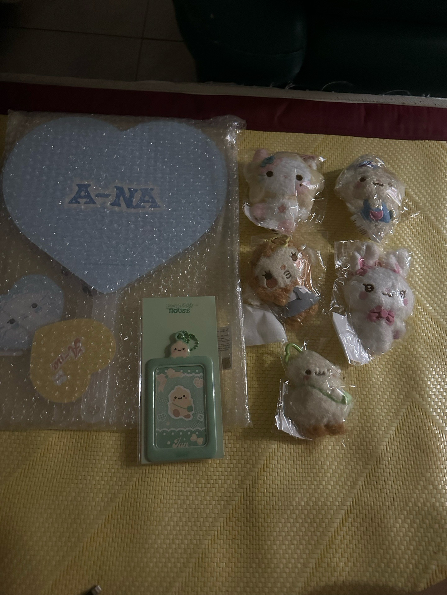 hearts2hearts 26FM 吊娃*5 +ana扇子*1+卡套