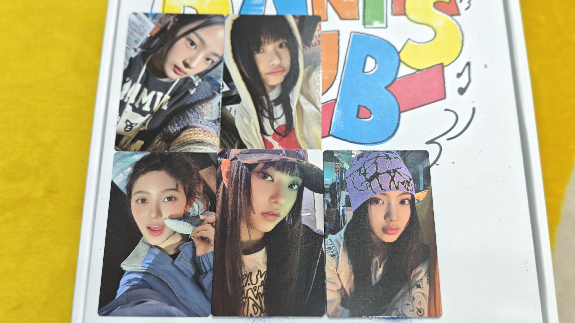 【有含小卡】NewJeans 會員禮 一期 兔頭豪華版 BUNNIES CLUB 2023 (內容物完整無缺件)