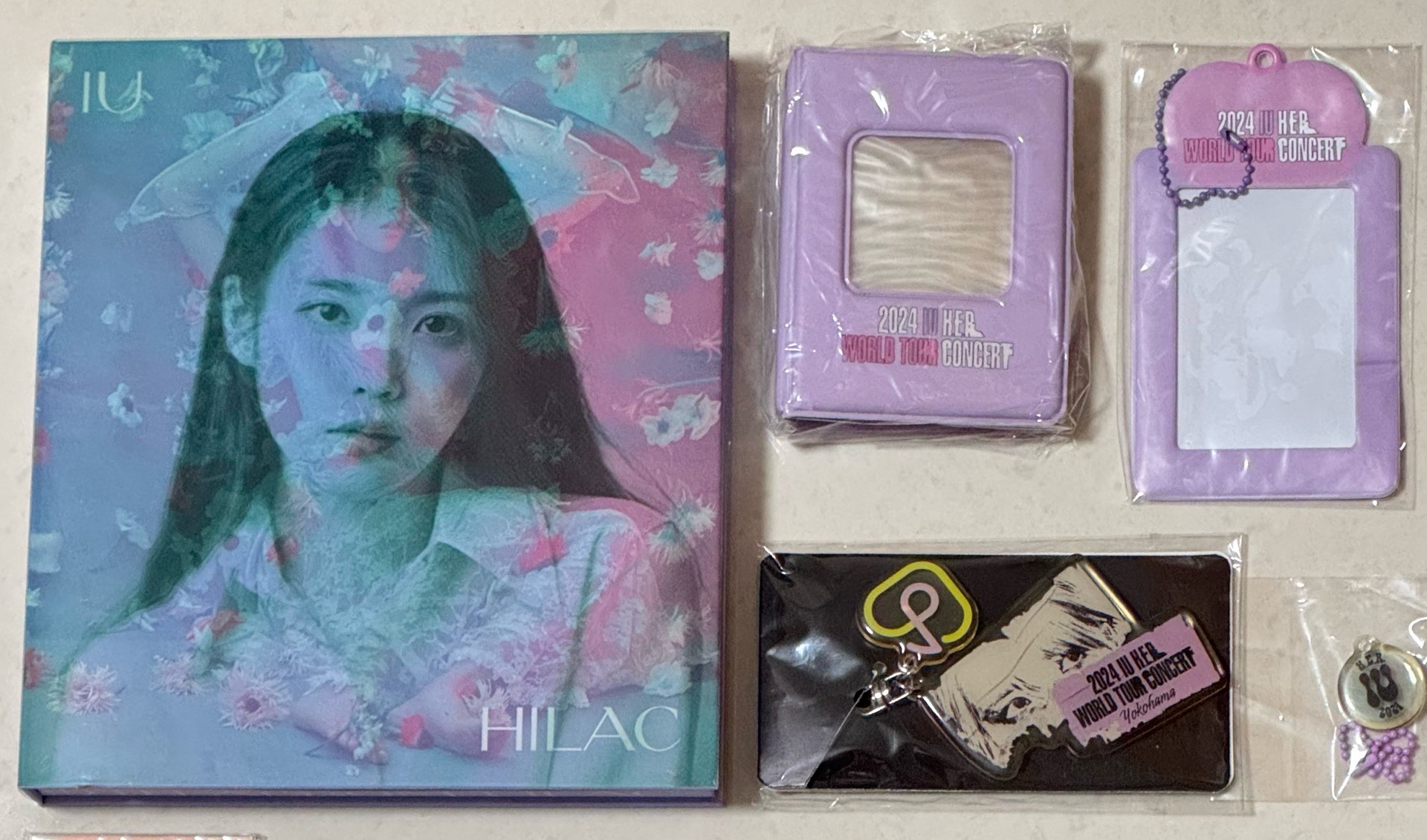 IU HILAC專輯＋世巡入場禮（卡冊、卡套、鑰匙圈、吊飾）＋THE WINNING 卡冊Ver.2