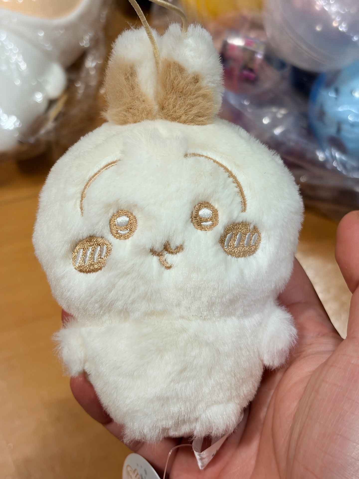 牛奶色兔兔