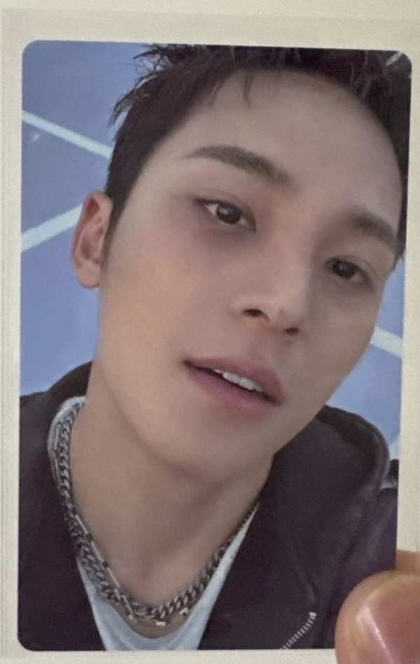 SEVENTEEN 5th Album 'HAPPY BURSTDAY' Weverse（奎）