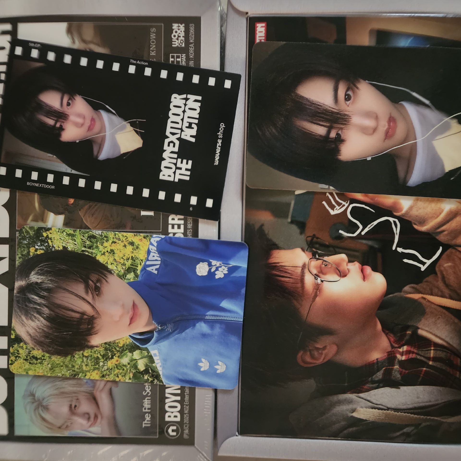 wvs單封特典4+單封2+4卡