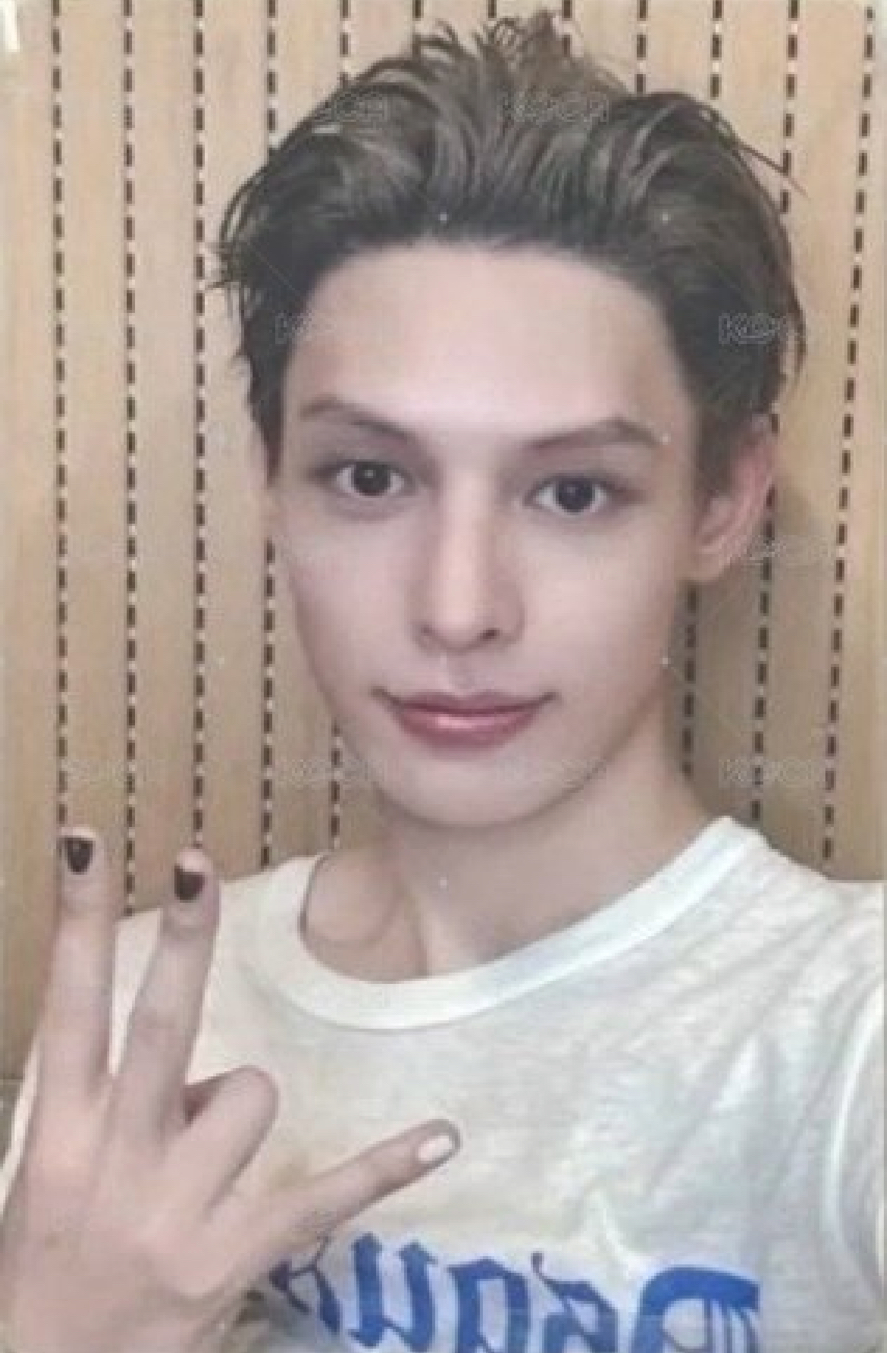 yzy 2.0 幸運卡 凡