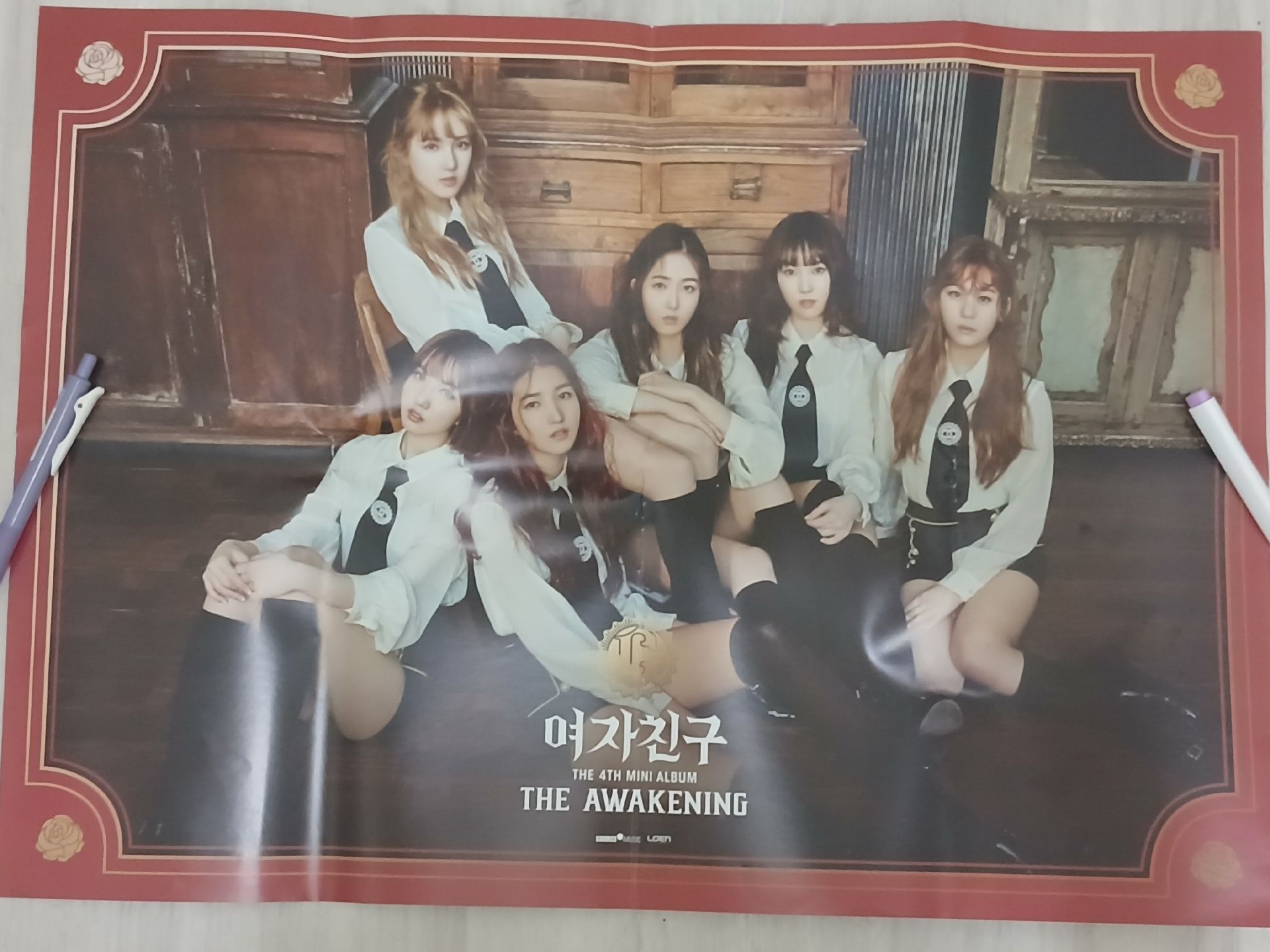 GFRIEND 迷四紅版海報