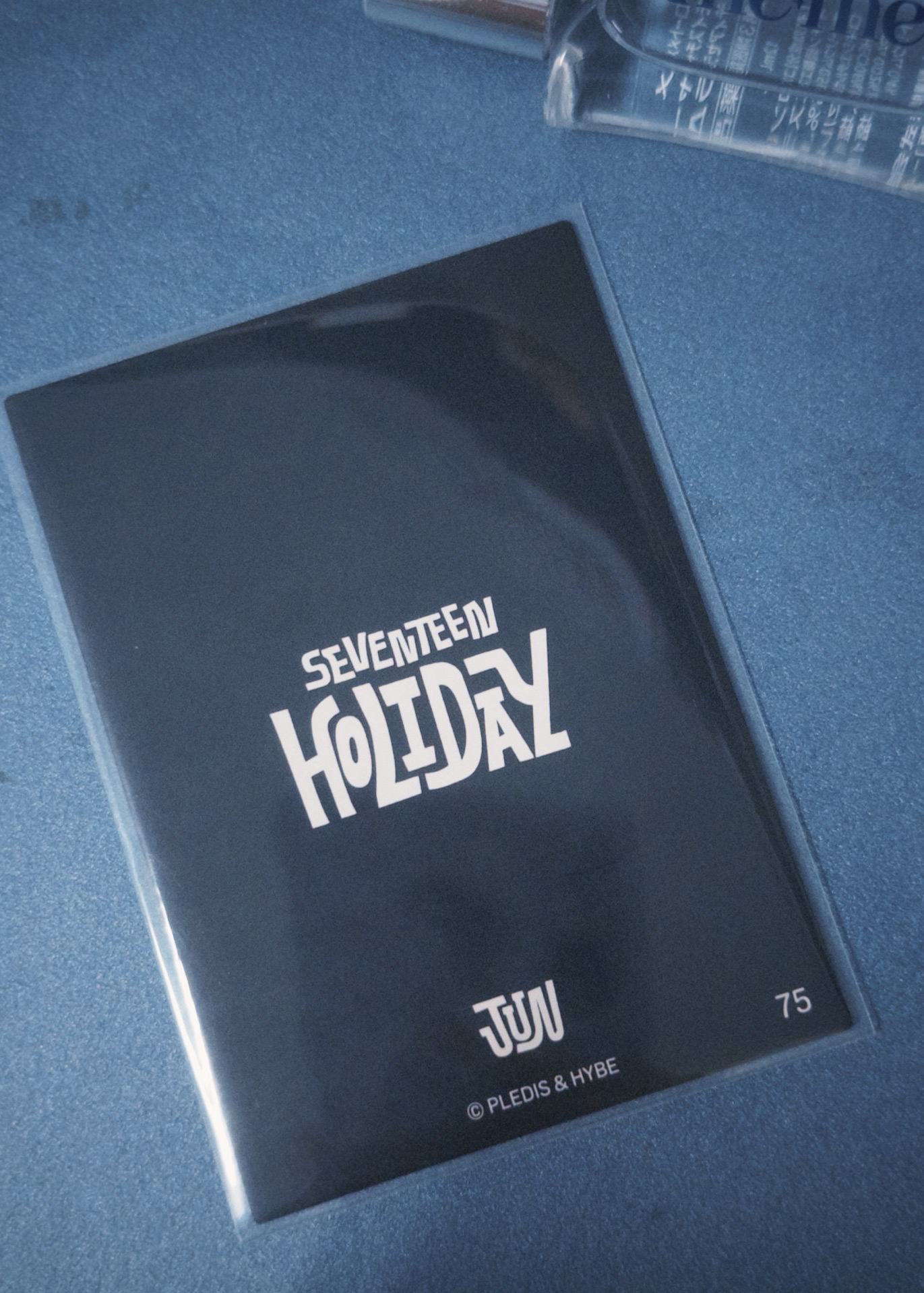 25’Holiday Jun隨機卡75