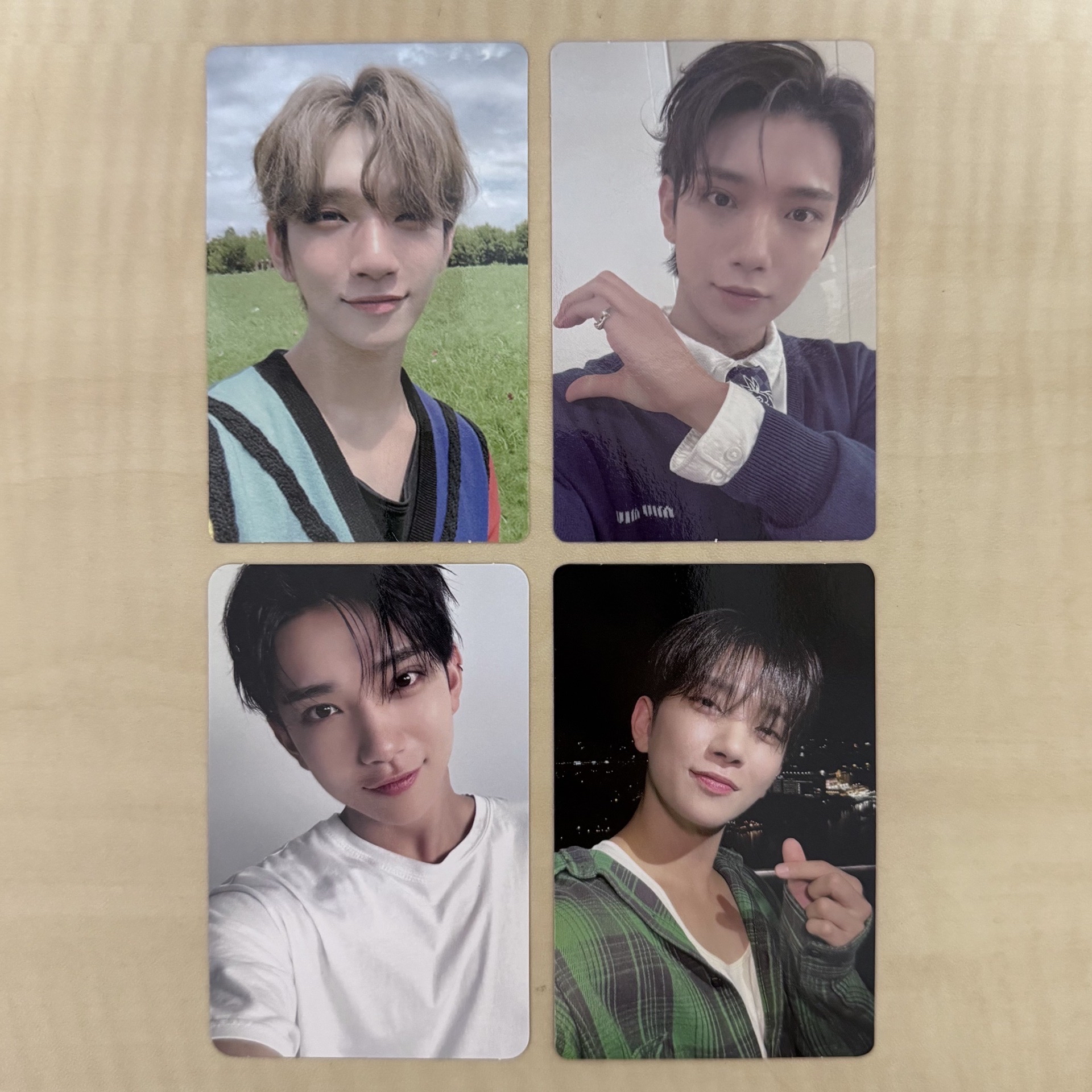 洪知秀 小卡 專卡