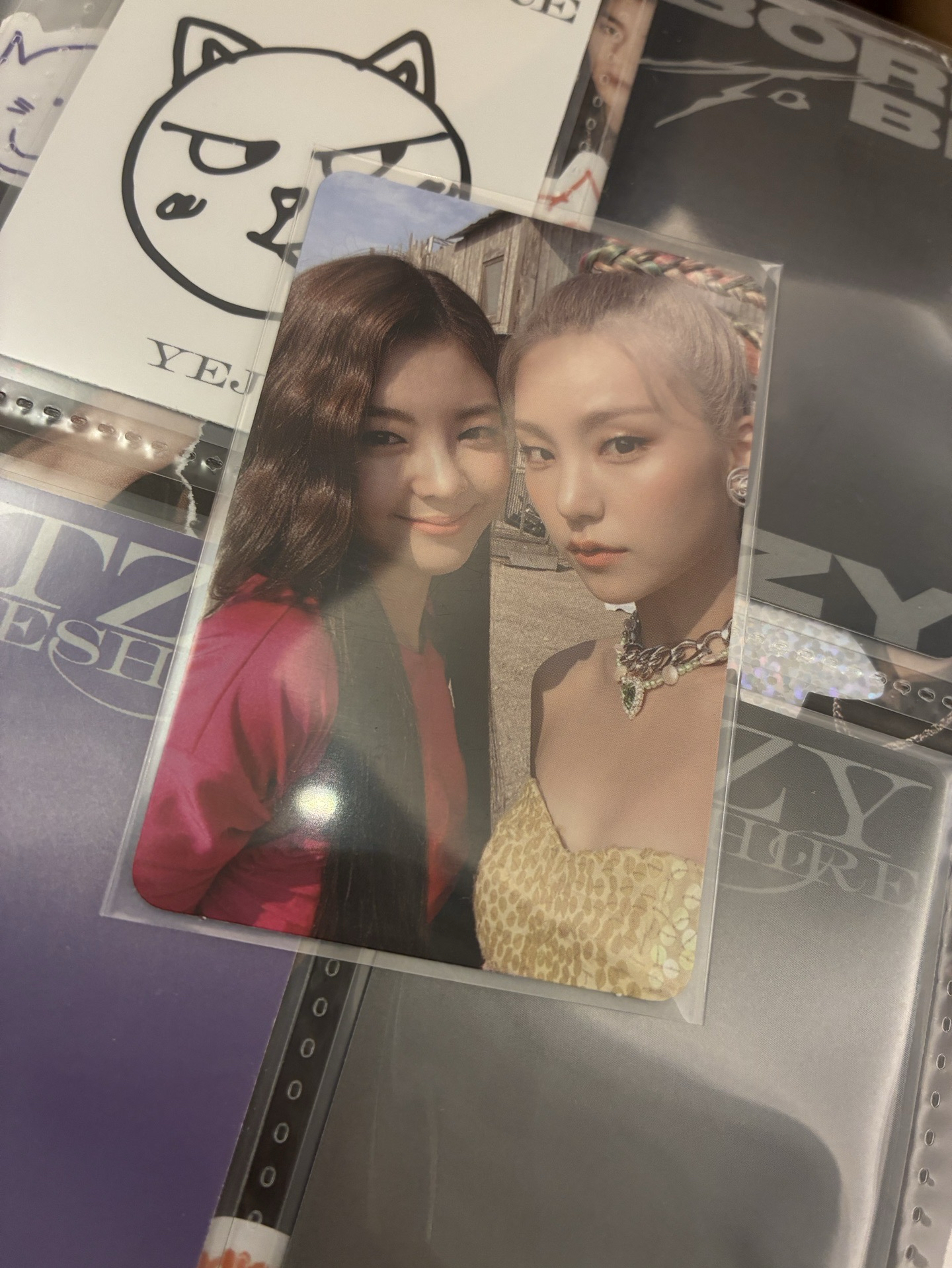 Lia yeji not shy雙人卡