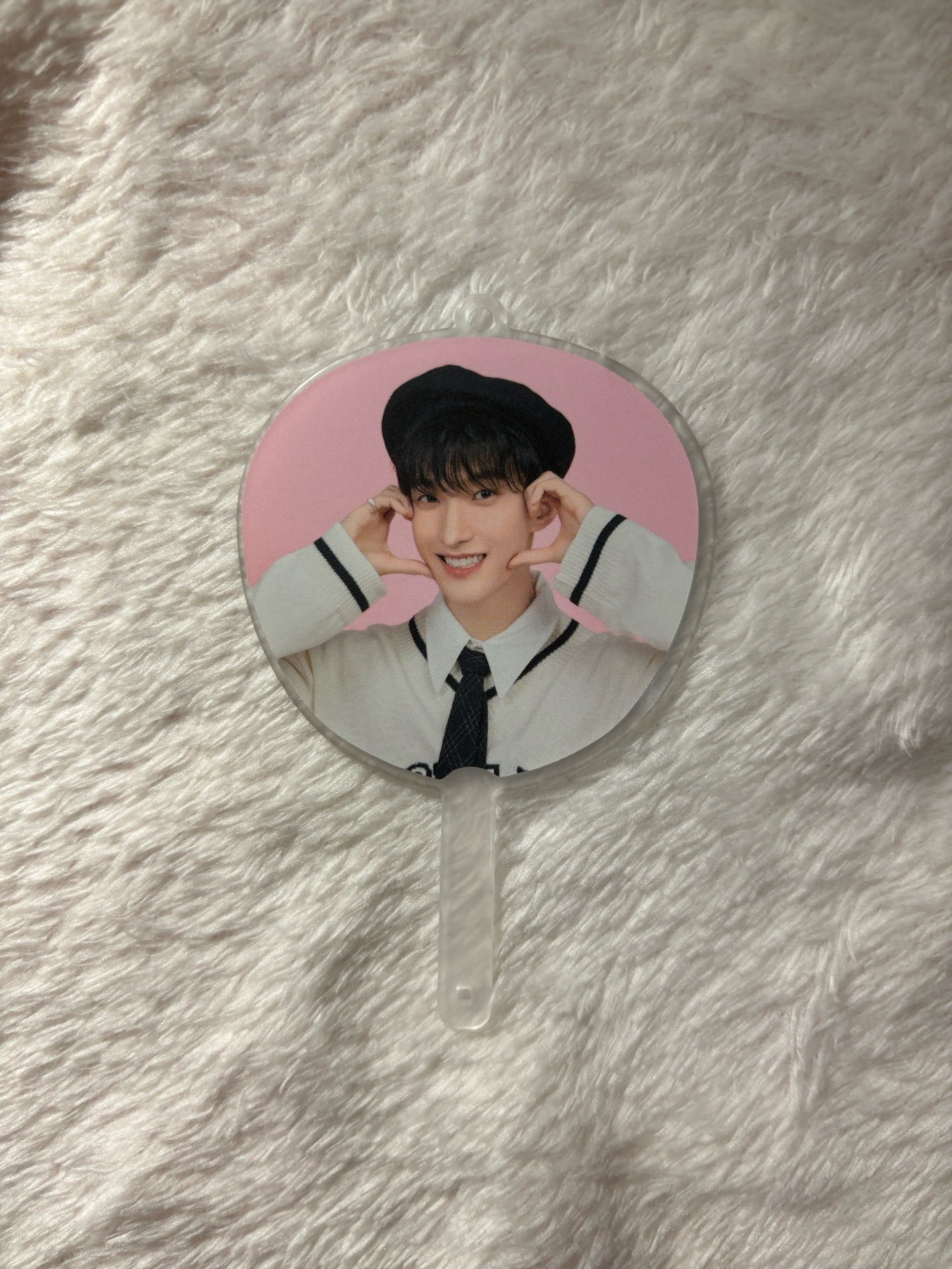 李碩珉比心小扇