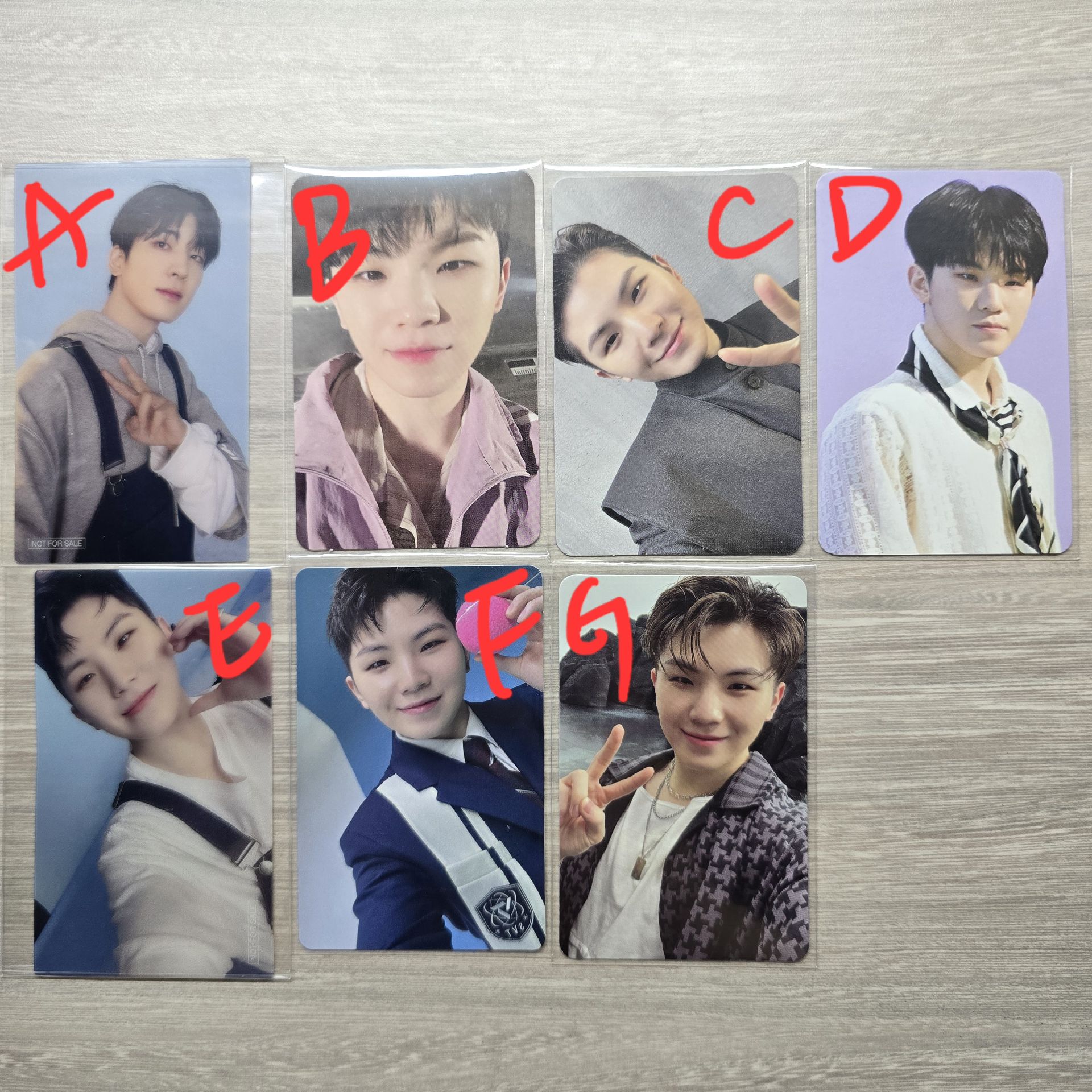 全圓佑 WONWOO 李知勳 WOOZI 小卡