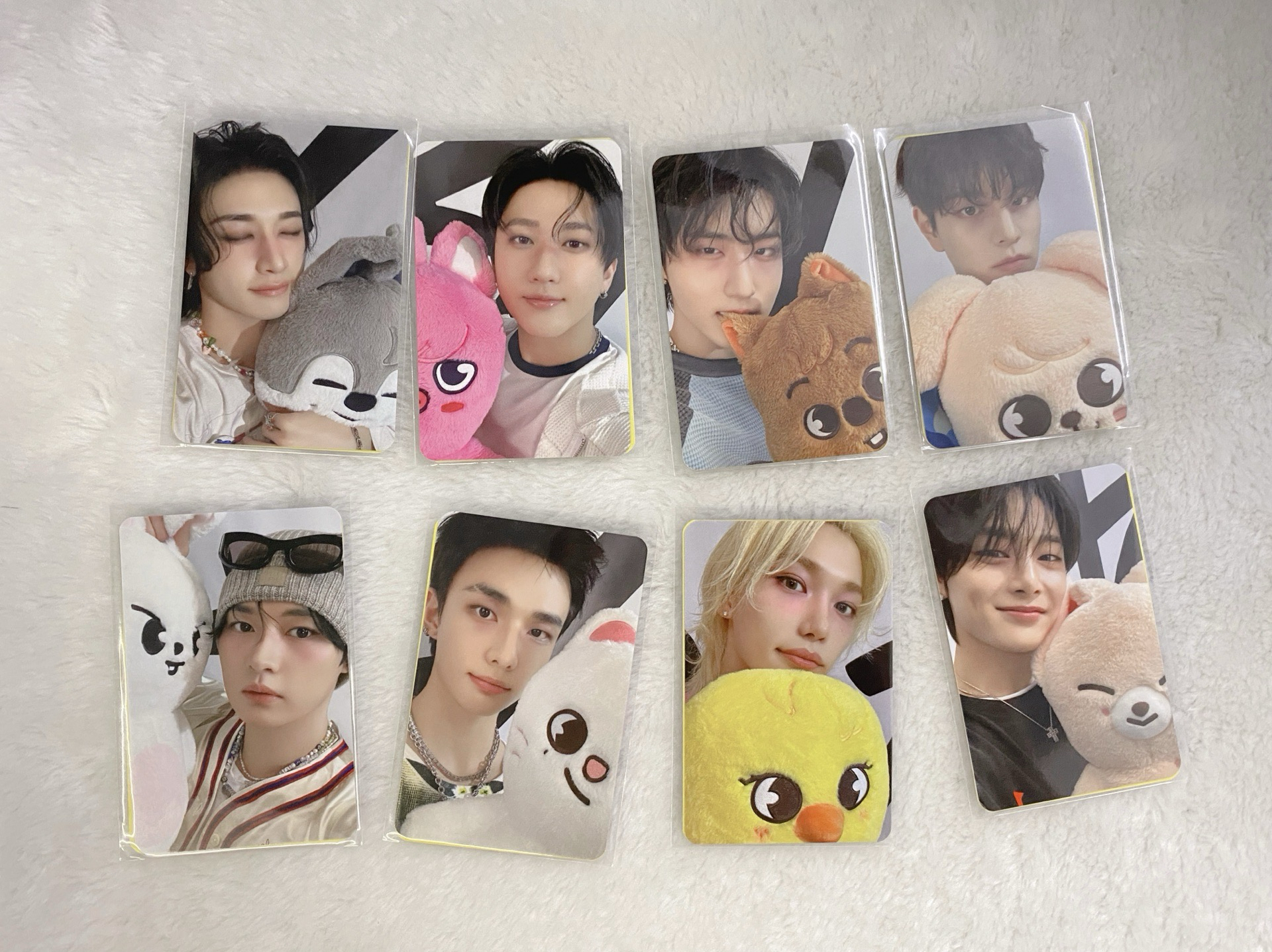 世巡安可線下快閃店滿額一套