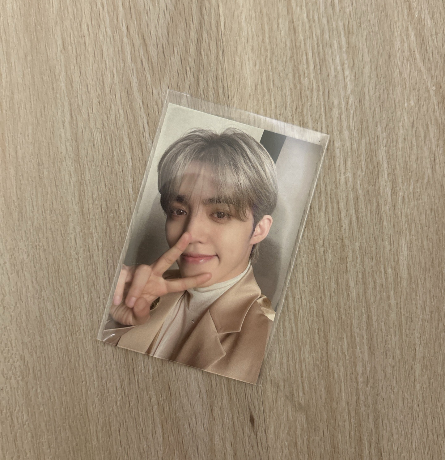 哲 Right Here 外套卡