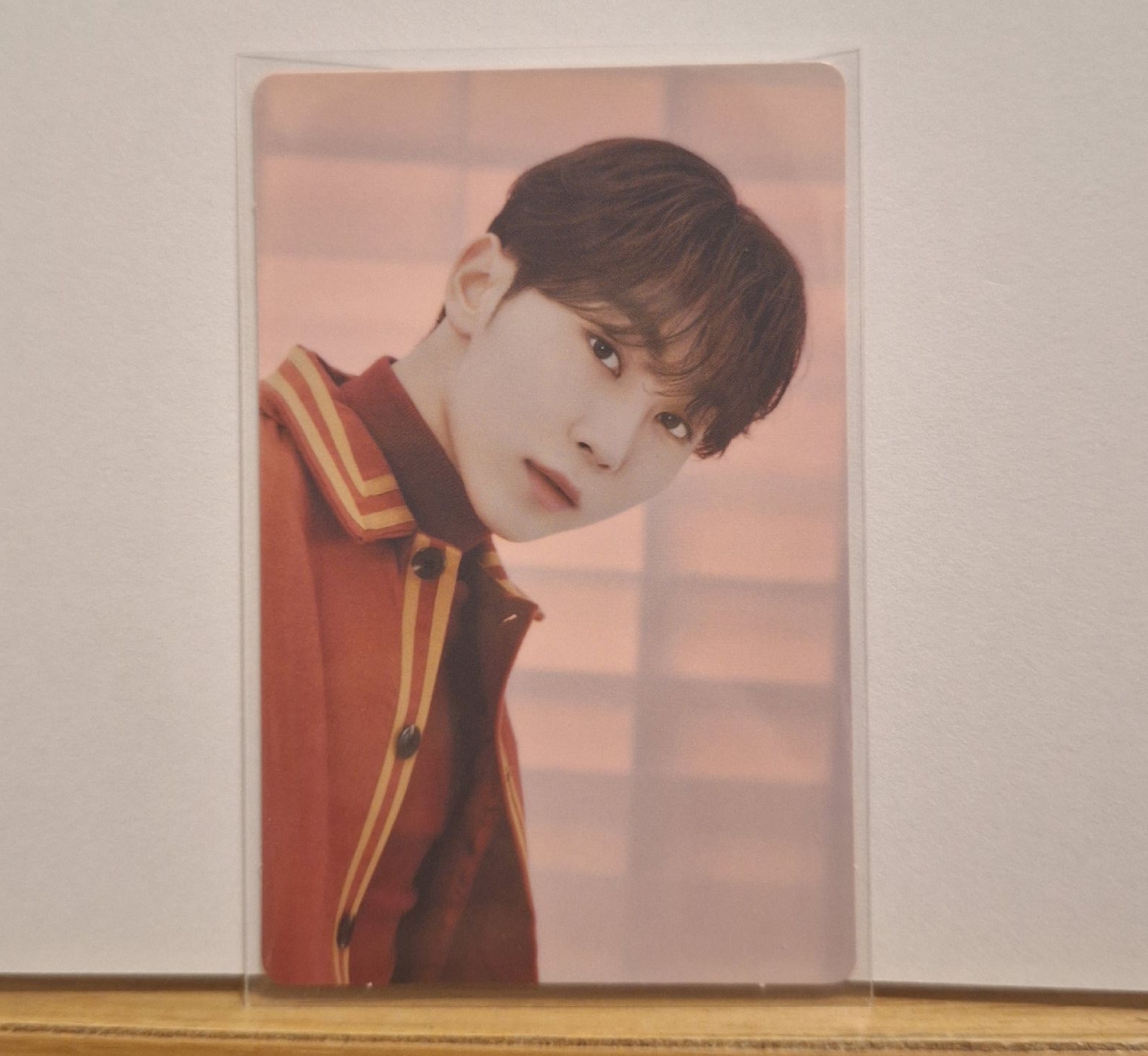 Follow 卡包卡 寛