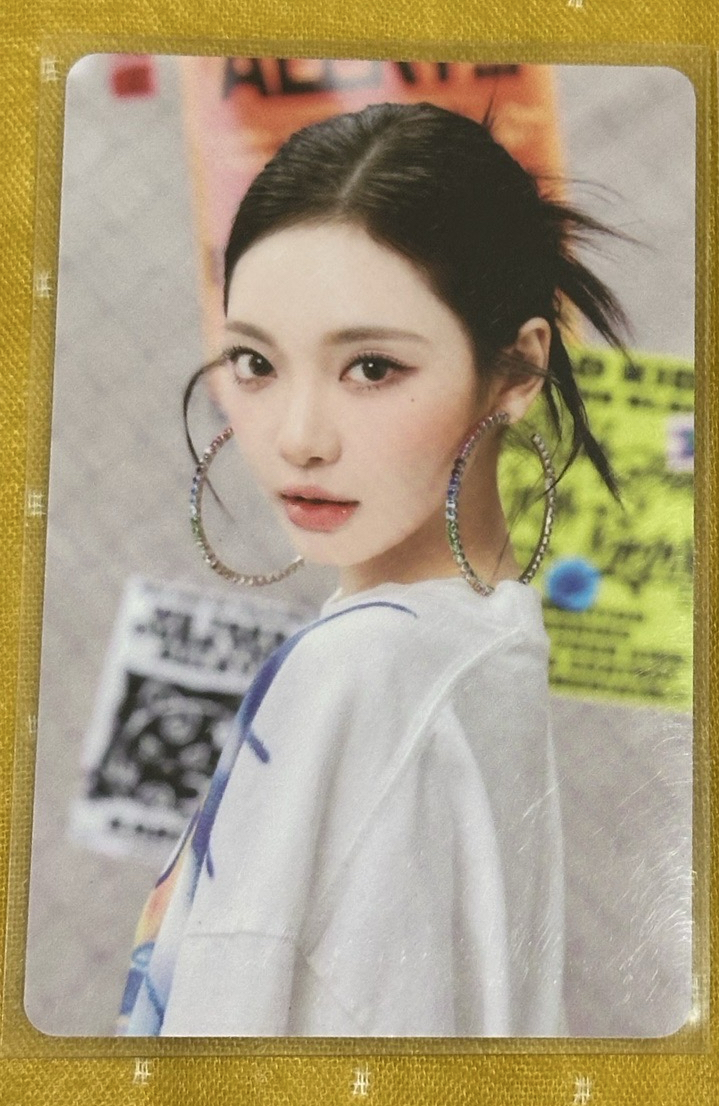 Season Greeting 2025 年曆後續 隨機 寧