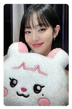 快閃滿額抱枕妮卡