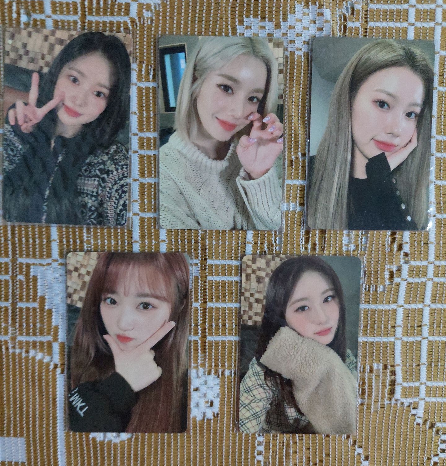 KASSETTE X REWIND:BLOSSOM  專輯卡 磁帶卡 IZ*ONE