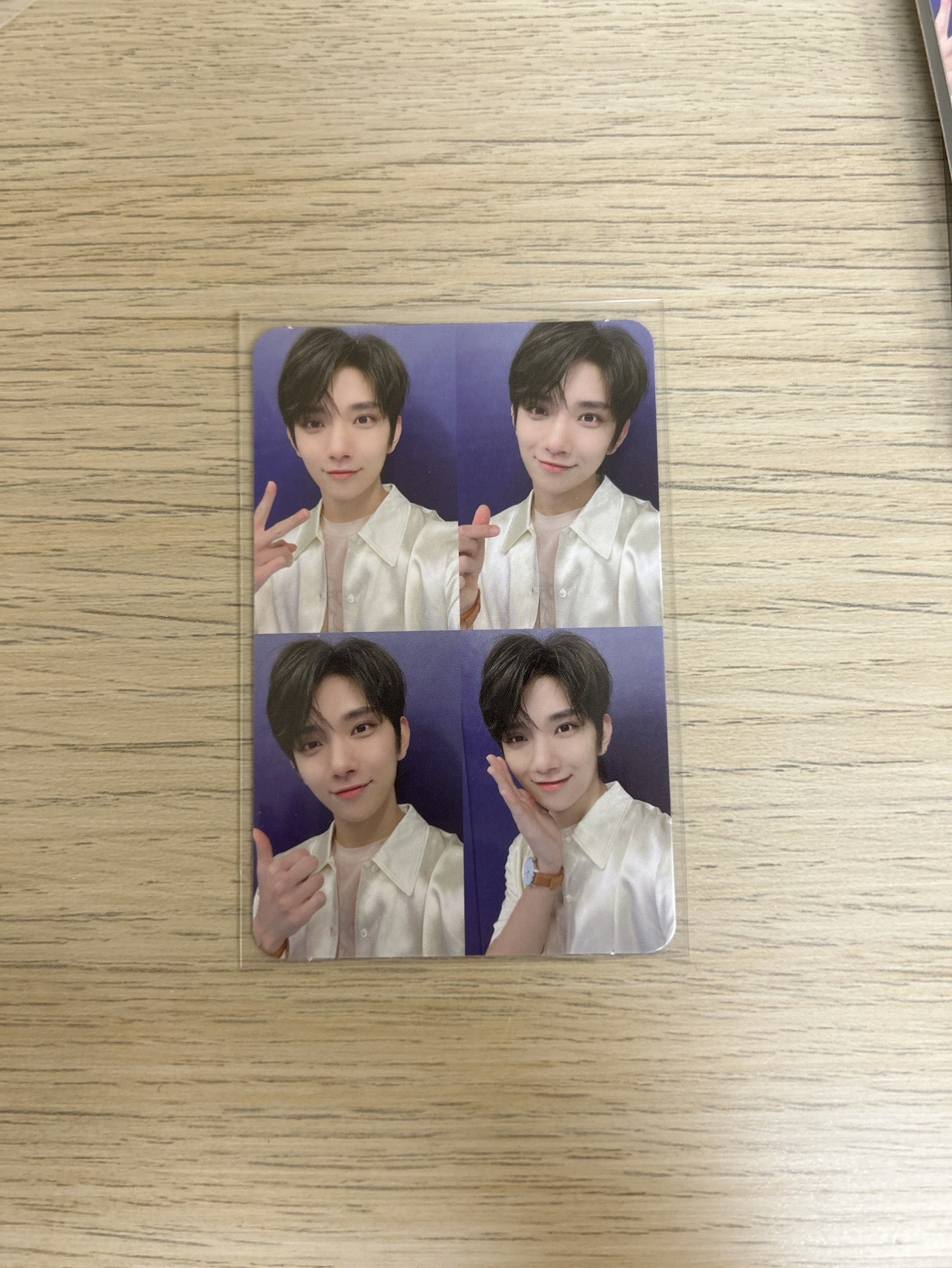 洪知秀 四宮格 四格卡