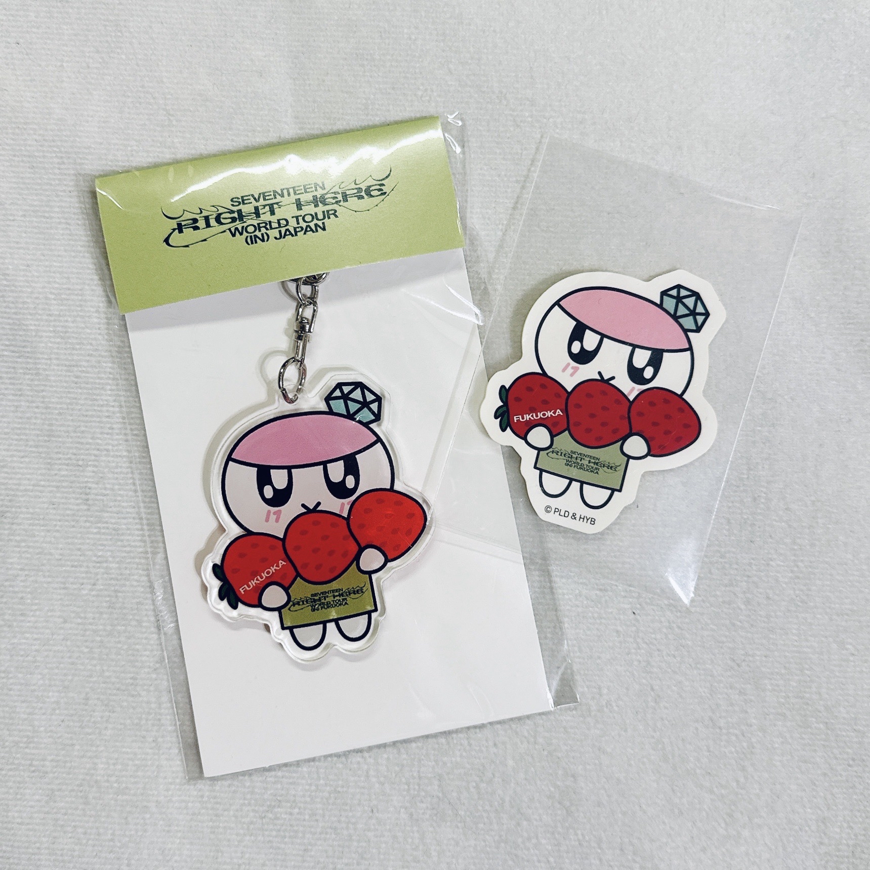 💎RIGHT HERE 鑰匙圈吊飾 