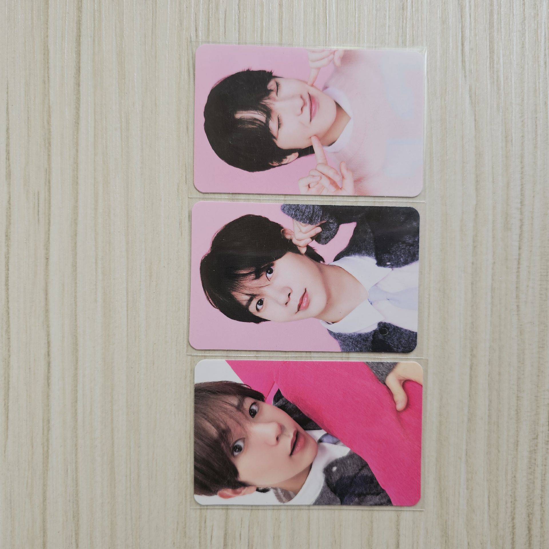 隨機卡三張一起