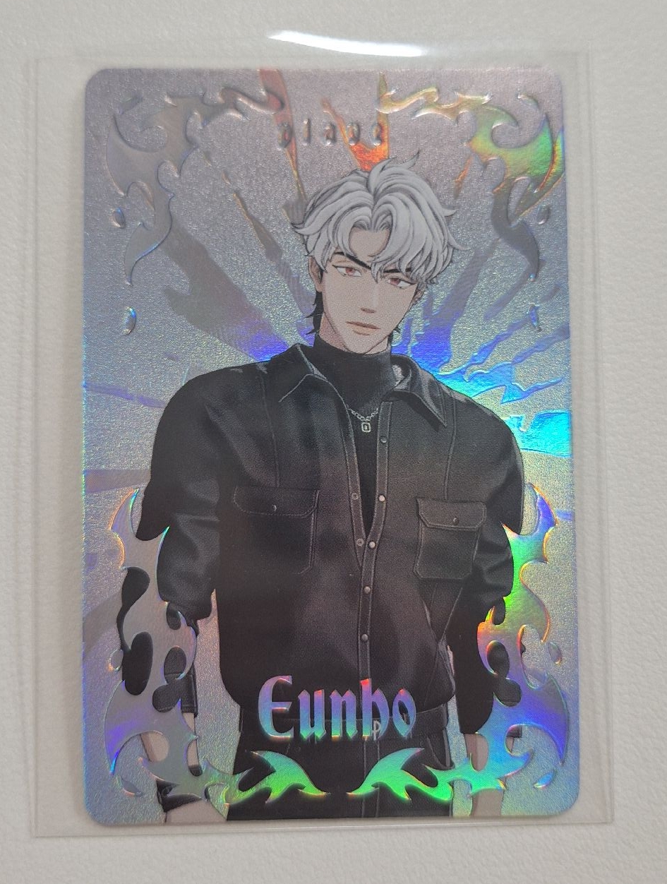 ❤️冷狼王但熱情如火的銀虎迷三閃卡