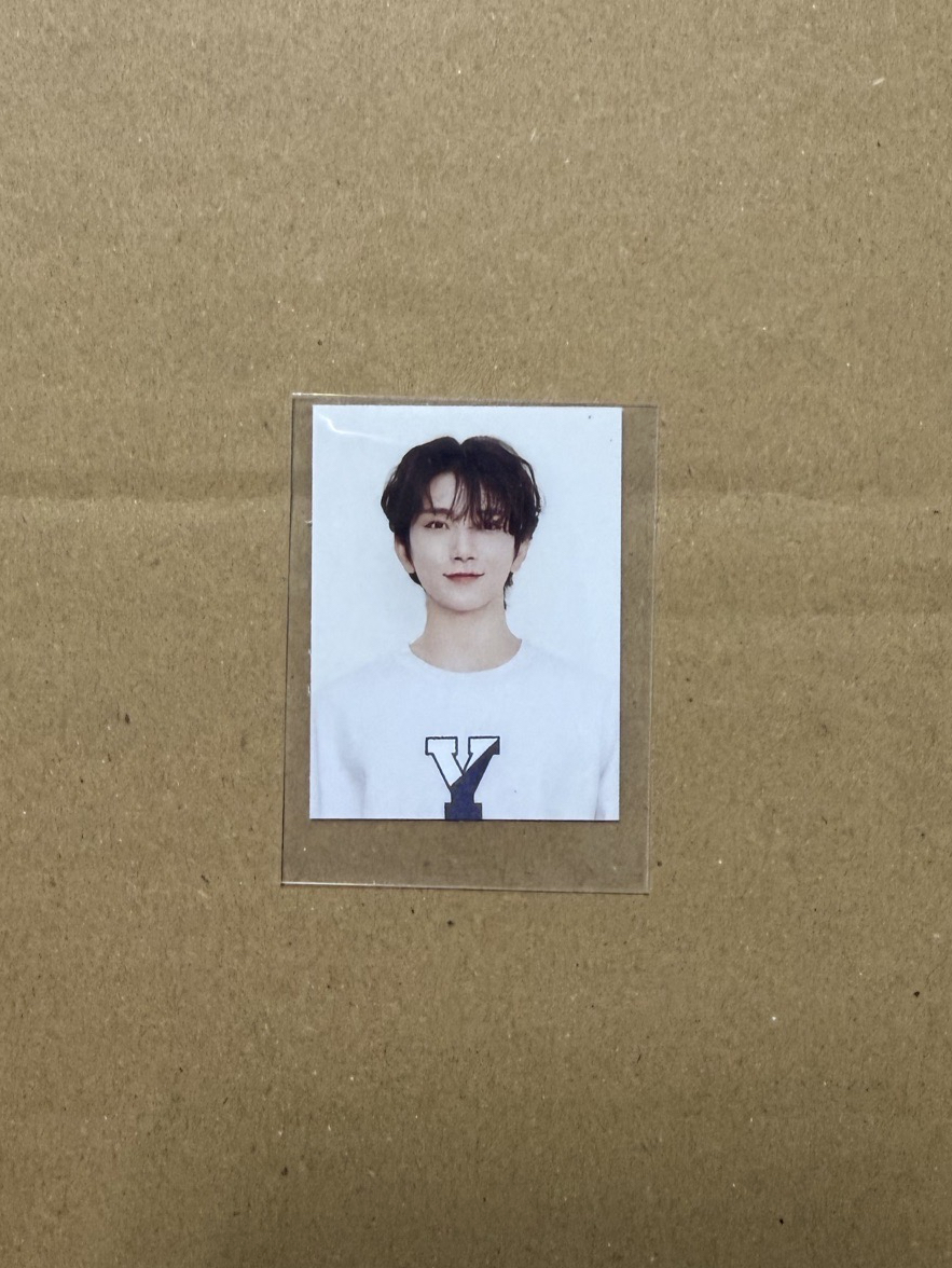 SEVENTEEN Joshua 七期會員禮 證件照