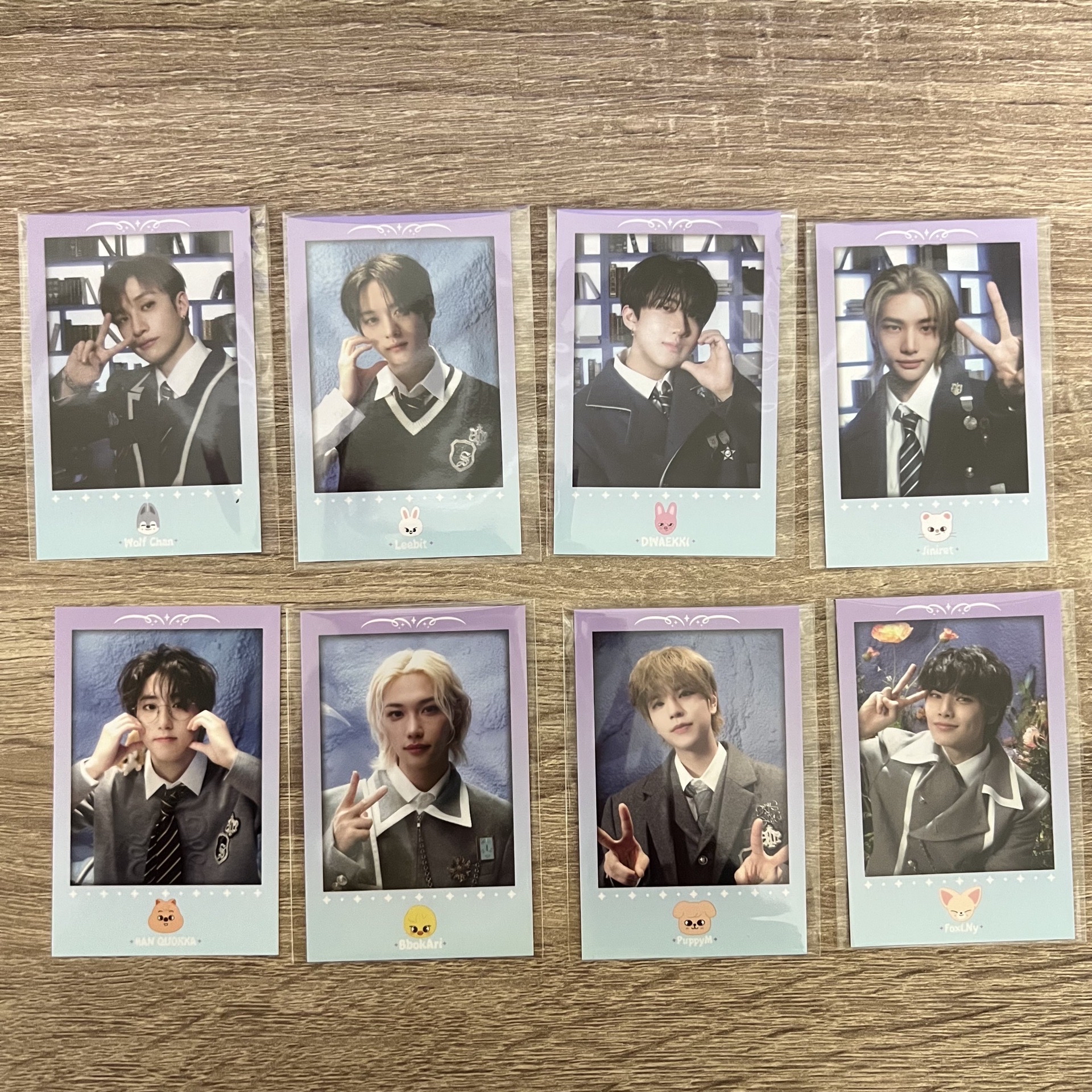 Stray kids 魔法學校 咖啡廳 滿額 特典 小卡 magic school