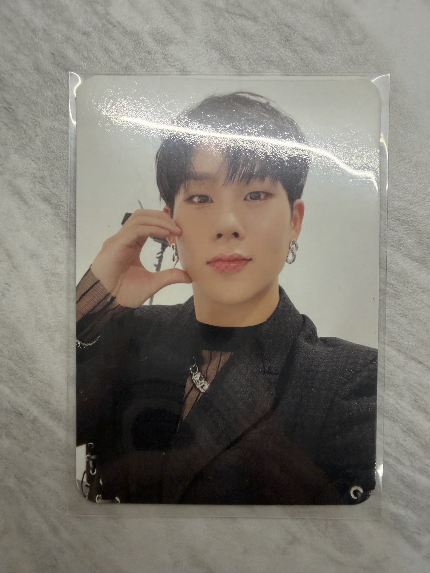 monsta x 周憲 beautiful liar 專卡