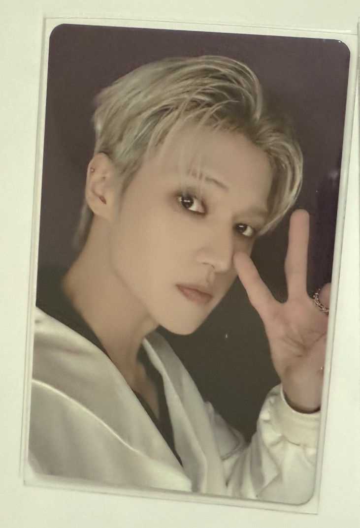 日巡隨機卡包 友榮白衣比耶卡