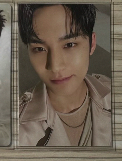 right here 外套卡 奎