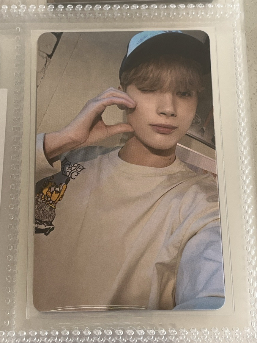 迷六 日咖特典 愛心閃卡 休寧