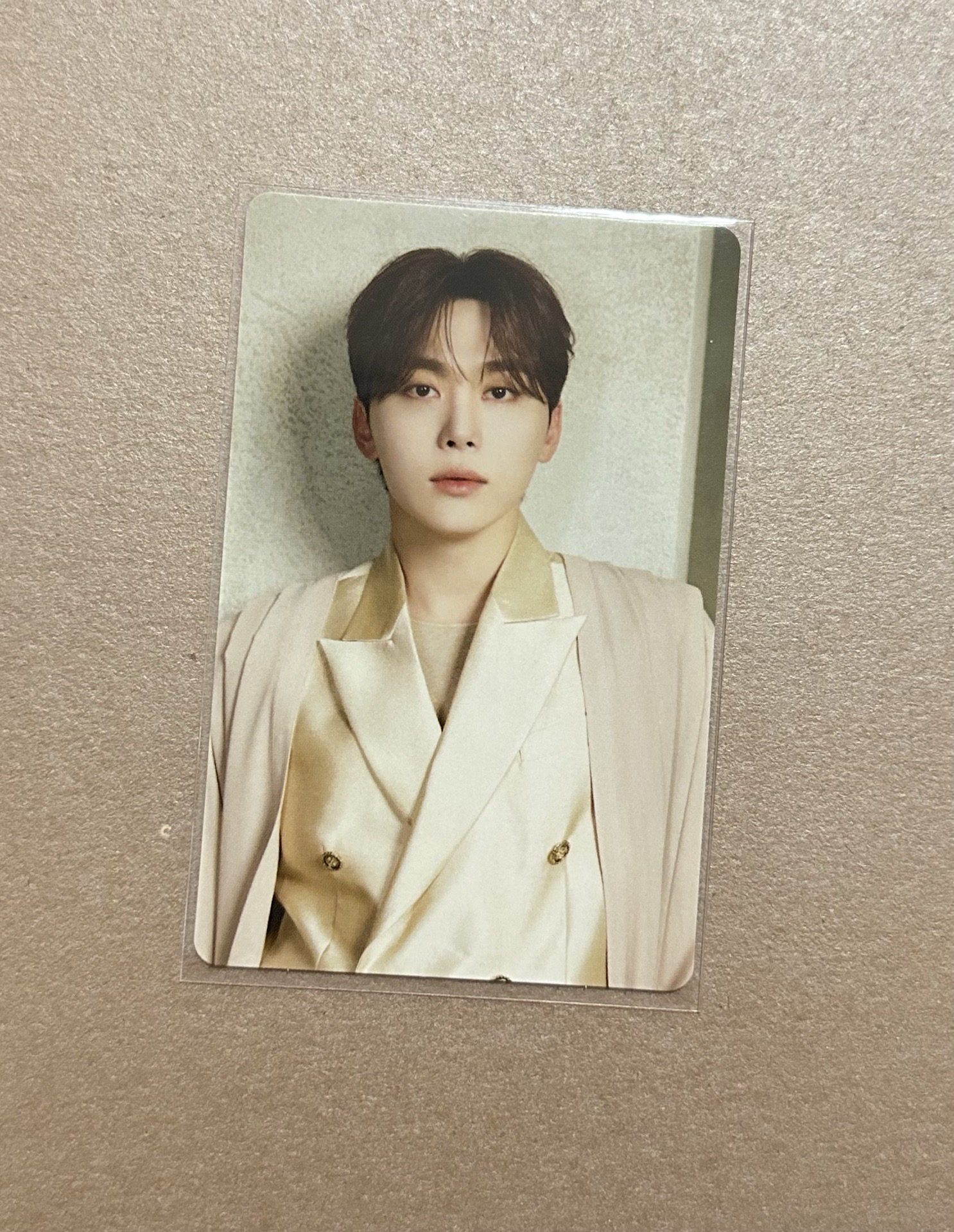 RIGHT HERE 隨機卡 寛