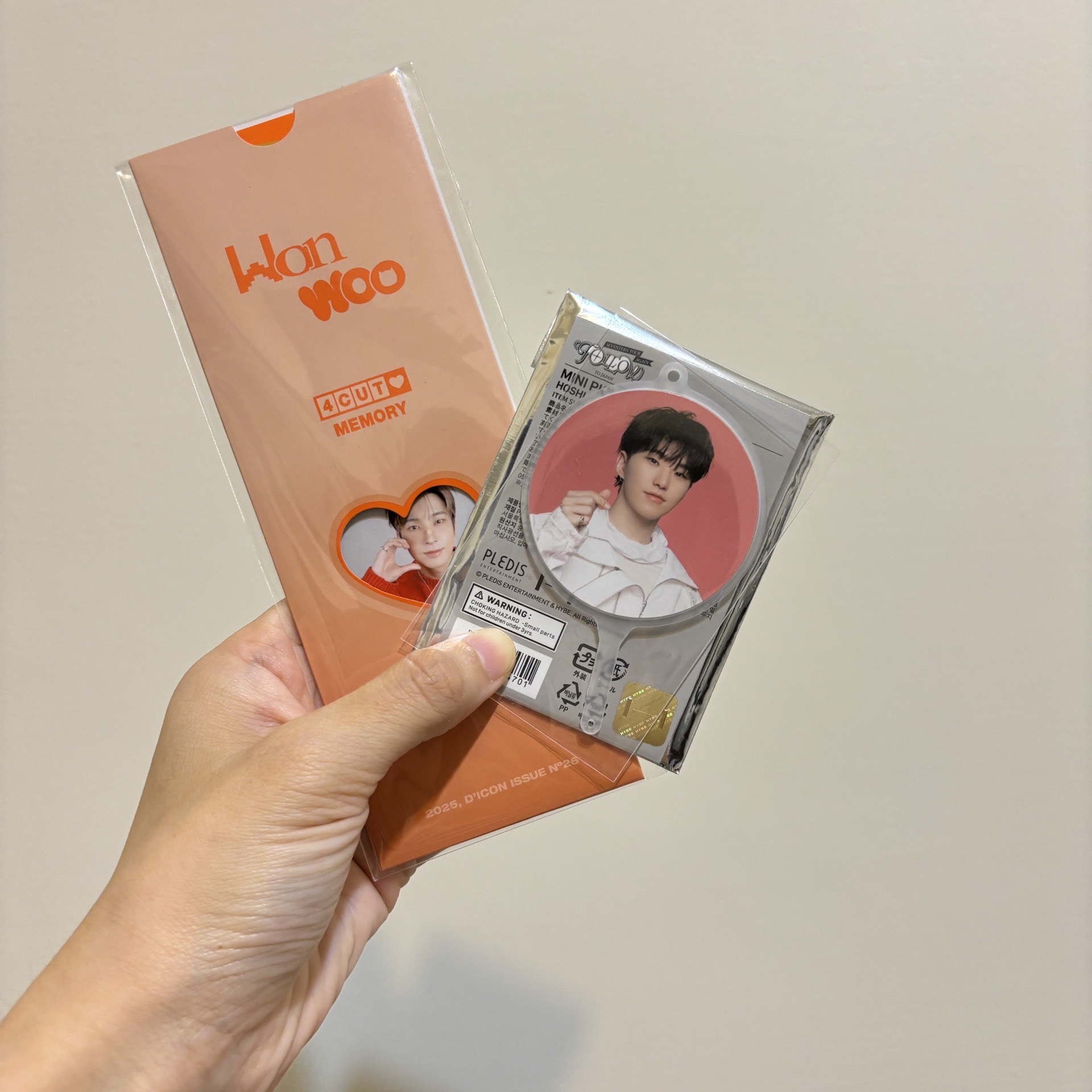 Follow again榮小扇+圓D社人生四格