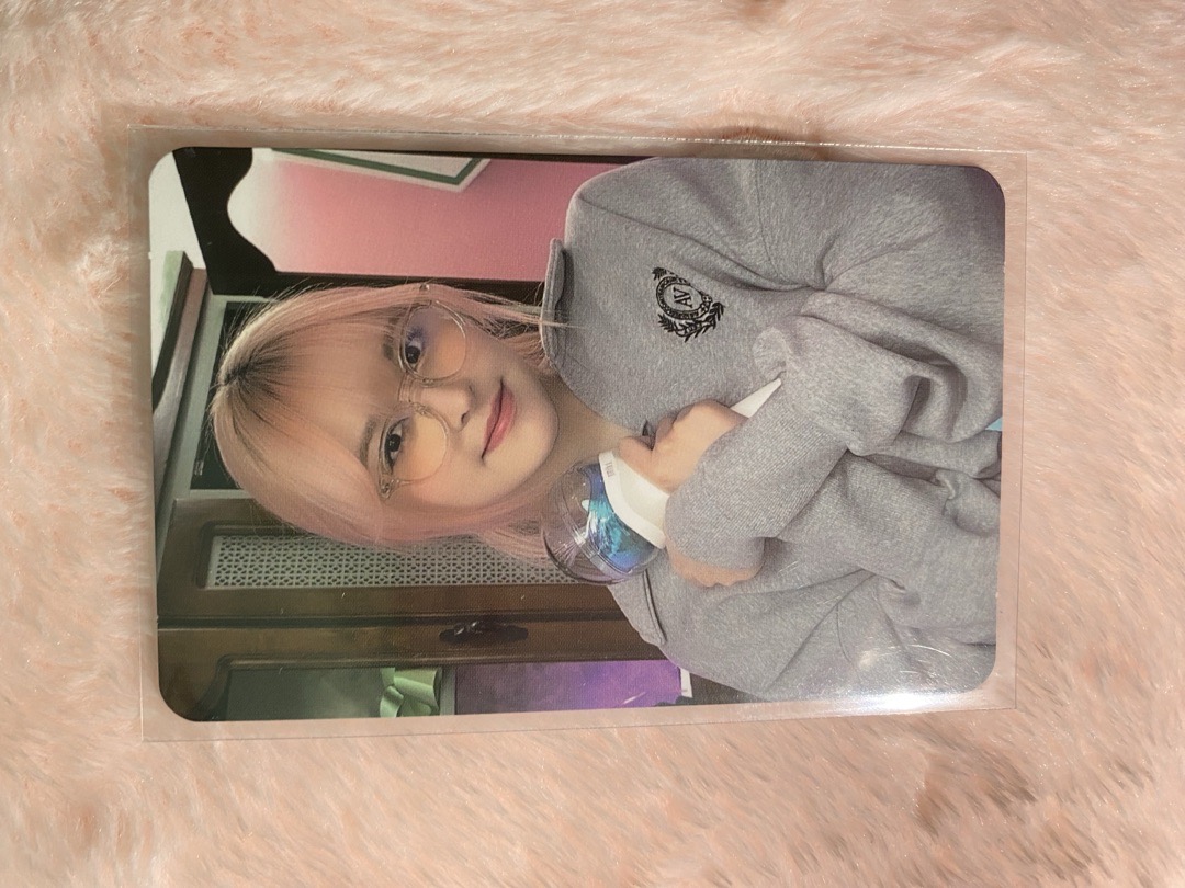 NMIXX LILY  SW特典手燈卡