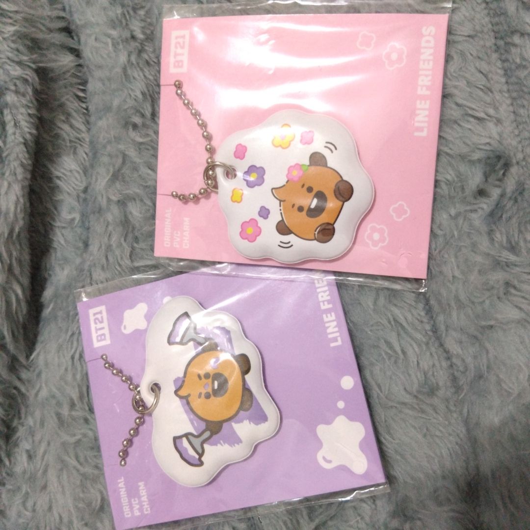 shooky全新 吊飾兩個