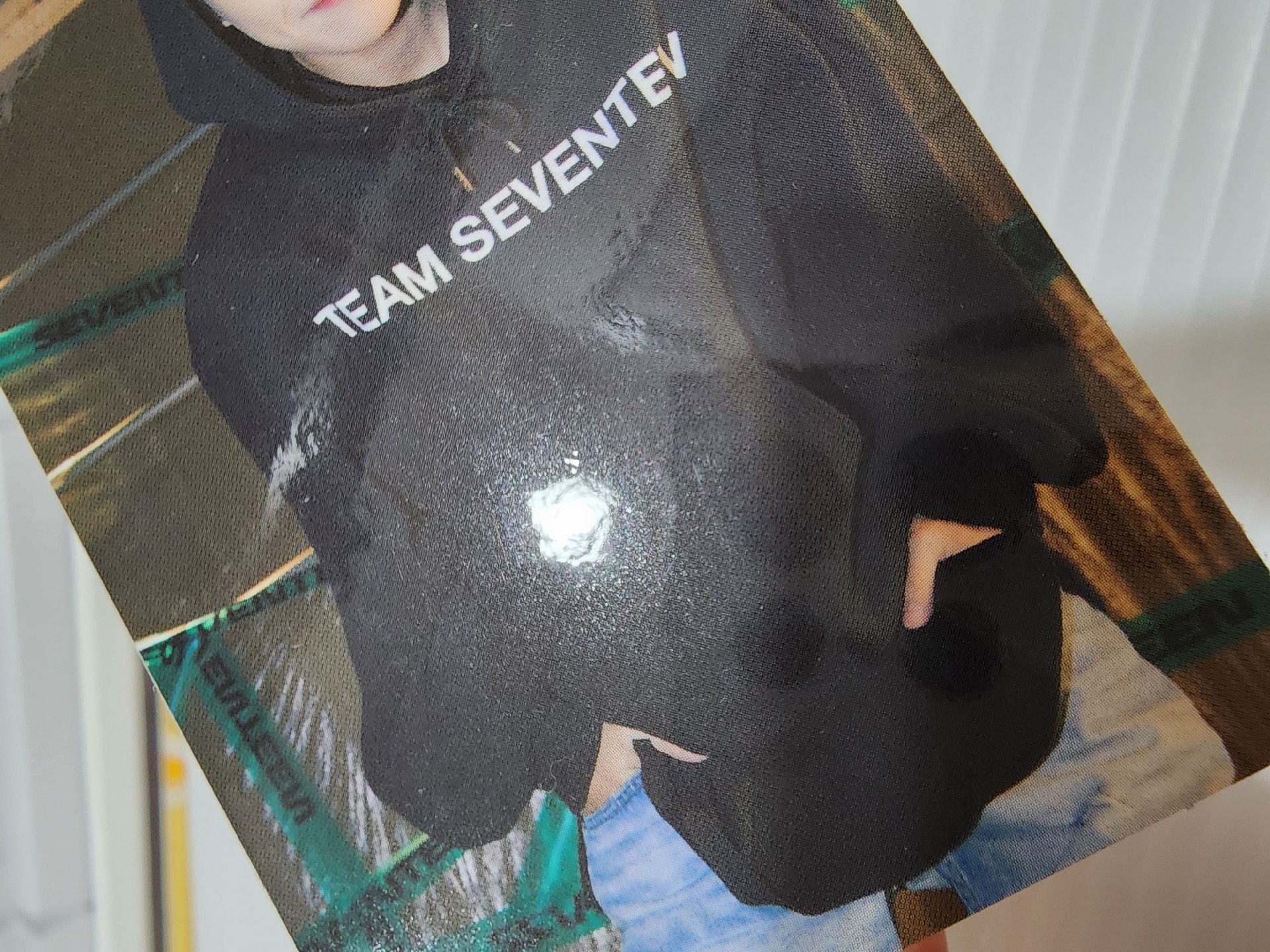 上排左3小痕跡+下排左1+下排左2