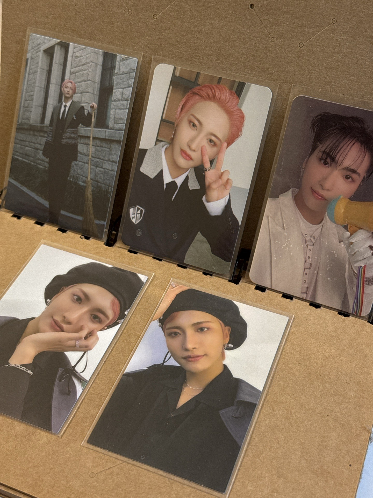 ATEEZ 星化 星和 粉髮專卡盤