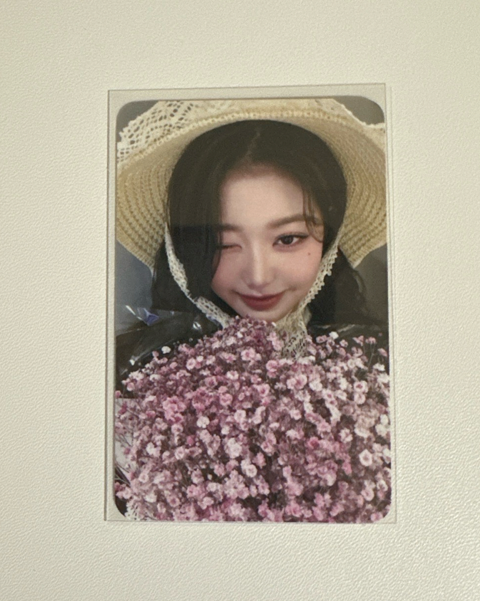 IVE EMPATHY sW 簽售卡7簽售員