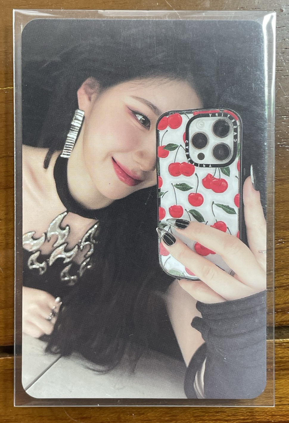 BORN TO BE 專卡 彩領